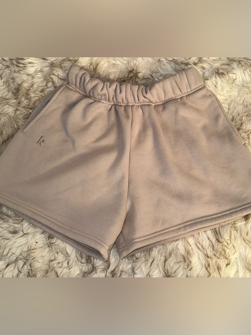 Kamo CozyTec Sweatshorts - Porpoise women’s size XS - Picture 4 of 9
